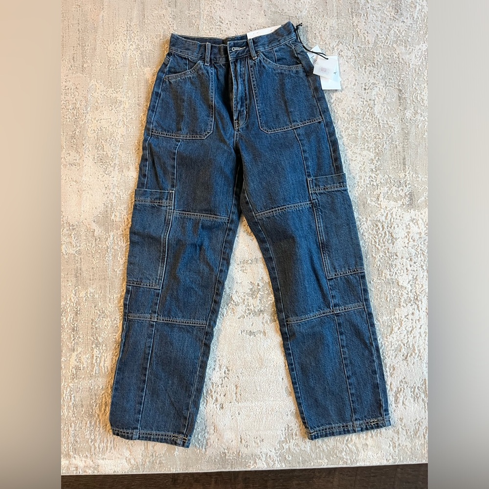 NWT-BDG Carpenter High Rise Baggy Jeans Size 26